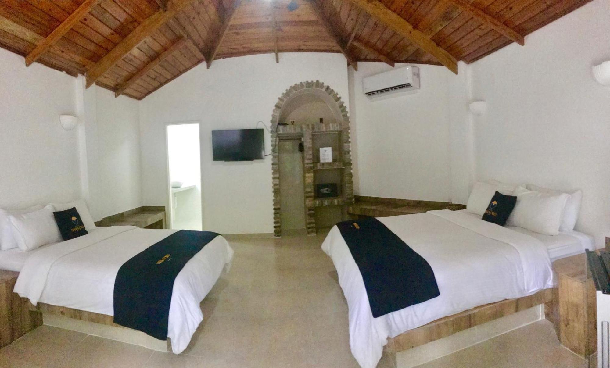 Mar Y Oro Hotel Contadora Island Room photo